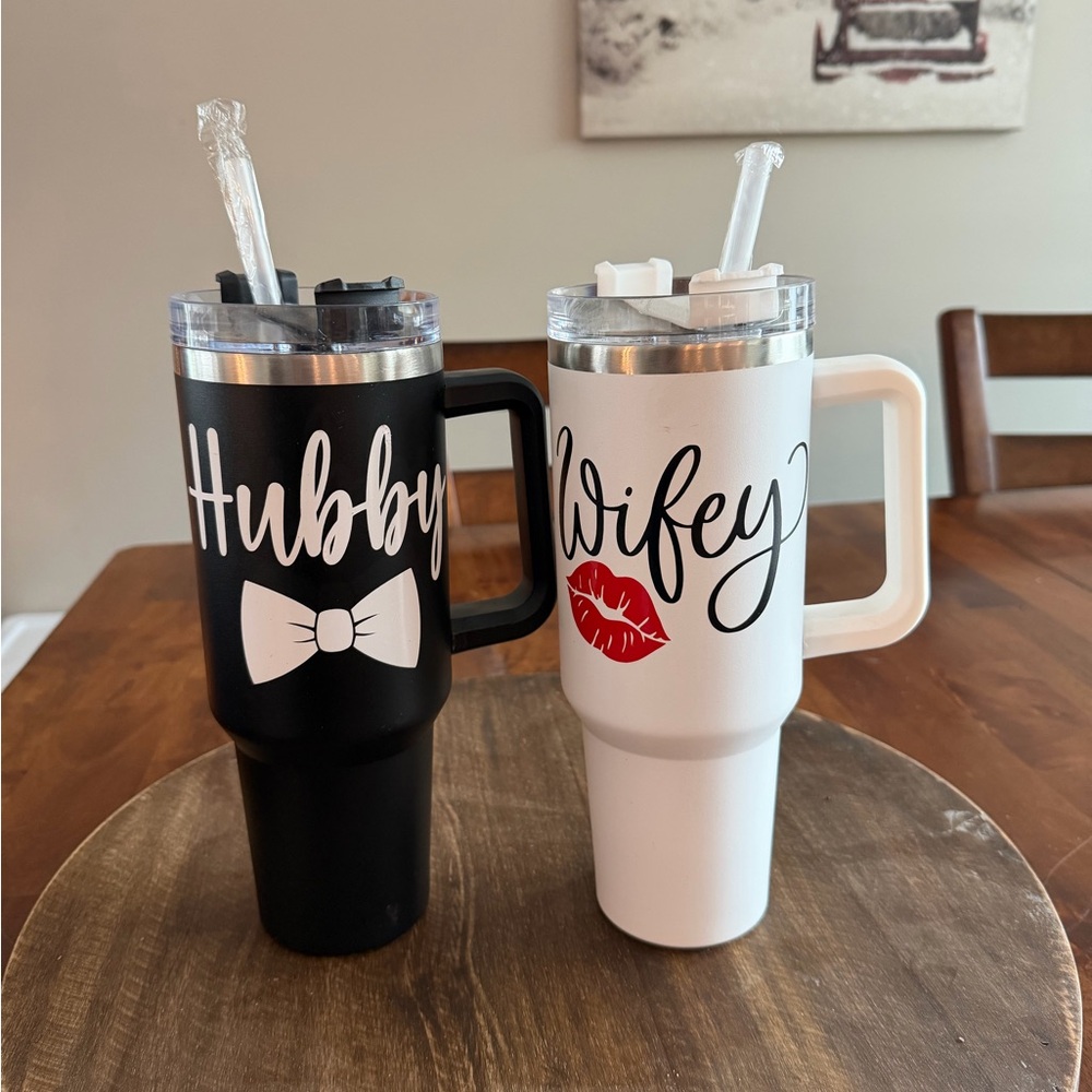 Black and White Hubby & Wifey Tumblers